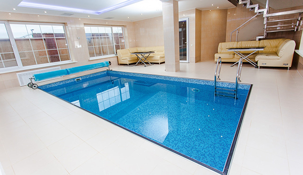 室內泳池濕度過高怎么辦？松井泳池除濕機為您解憂