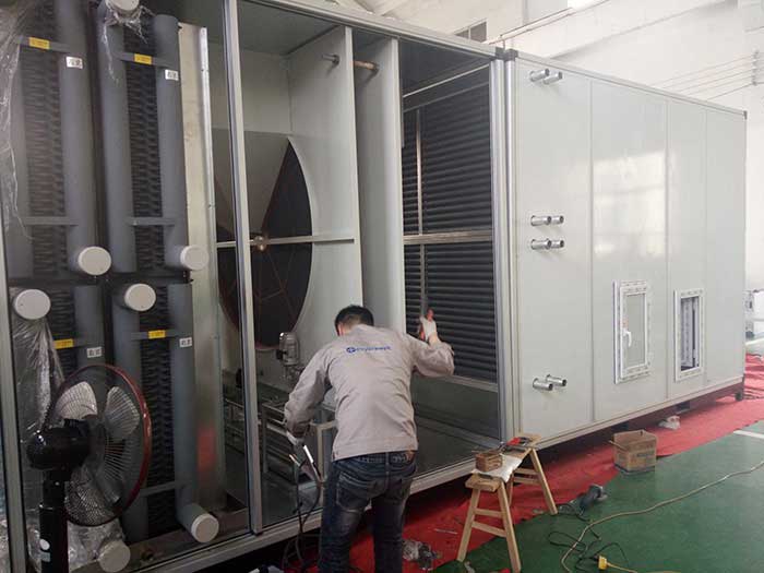 威海某大型化工企業(yè)兩臺10%濕度，40000風(fēng)量2臺除濕機(jī)組